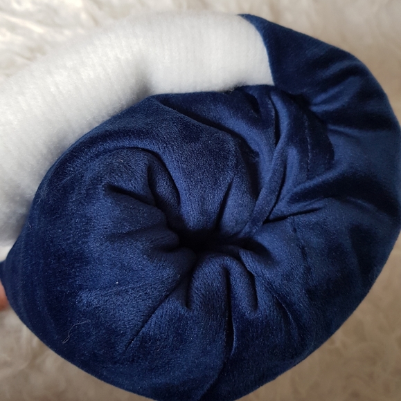 Sweater - Picture 2 of 3